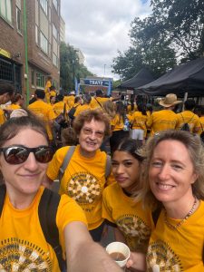 eyeYPAG members smiling at the start of the race